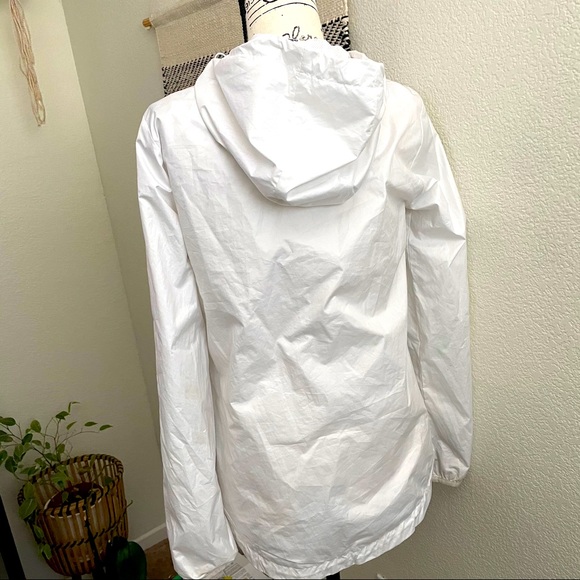 Adidas lightweight windbreaker - Picture 4 of 6